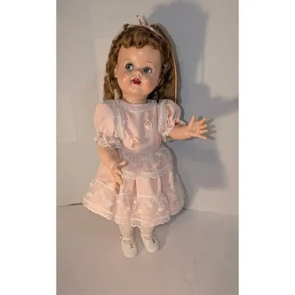 Vintage 1950's 22" Ideal Saucy Walker Doll - Picture 1 of 9